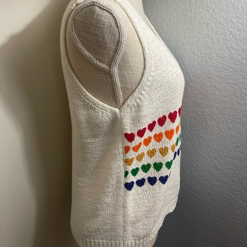 Colorful Heart Knit Tank Top - Picture 2 of 6